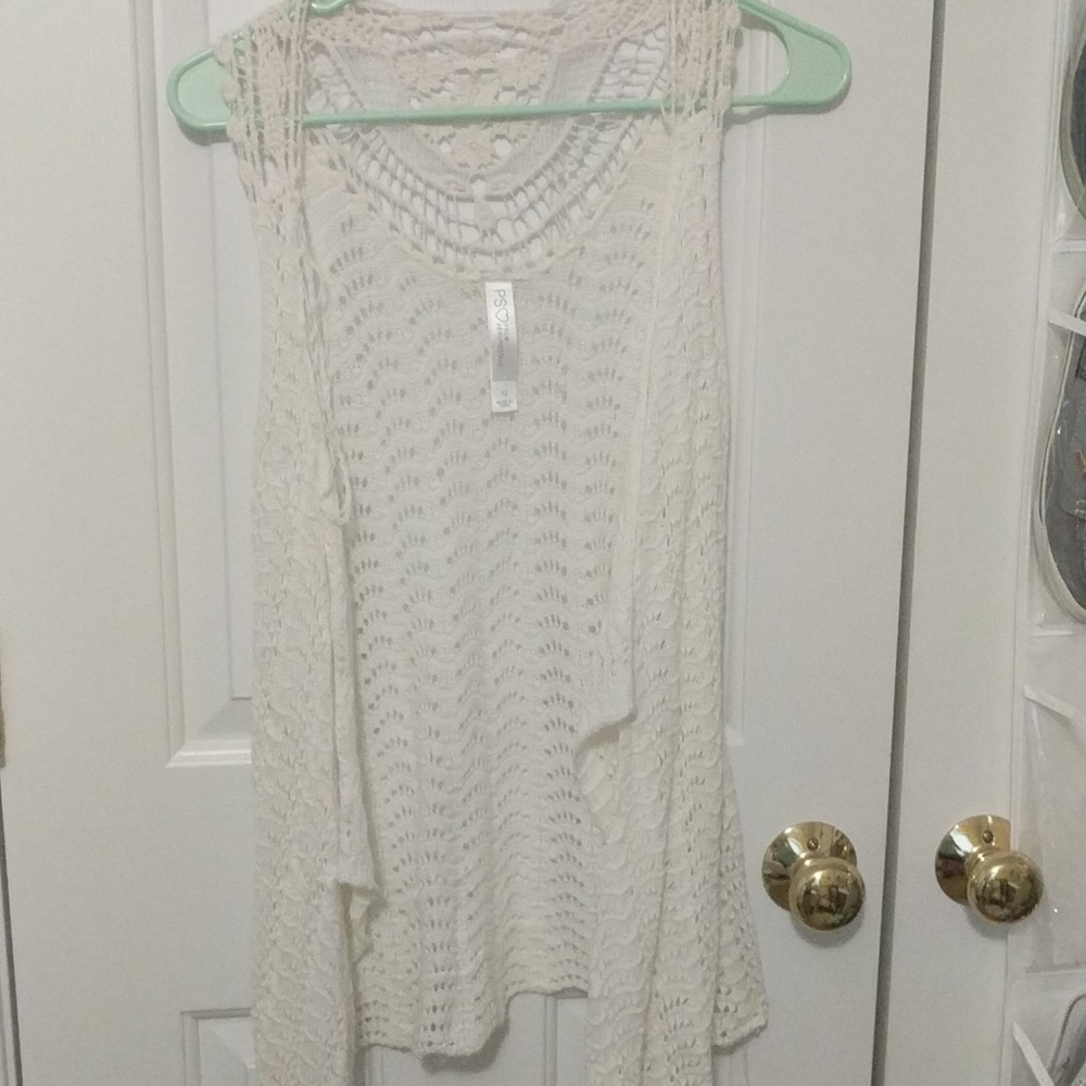 Creme Cardigan